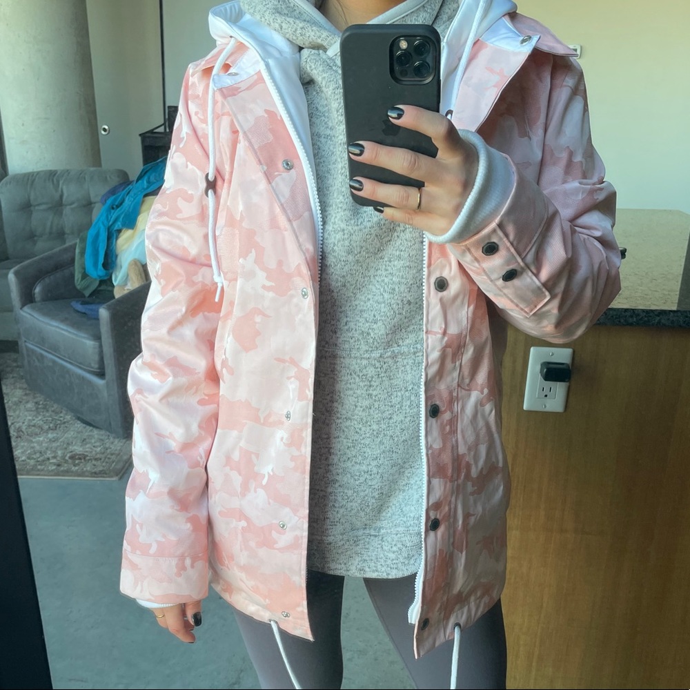 Snowboarding jacket